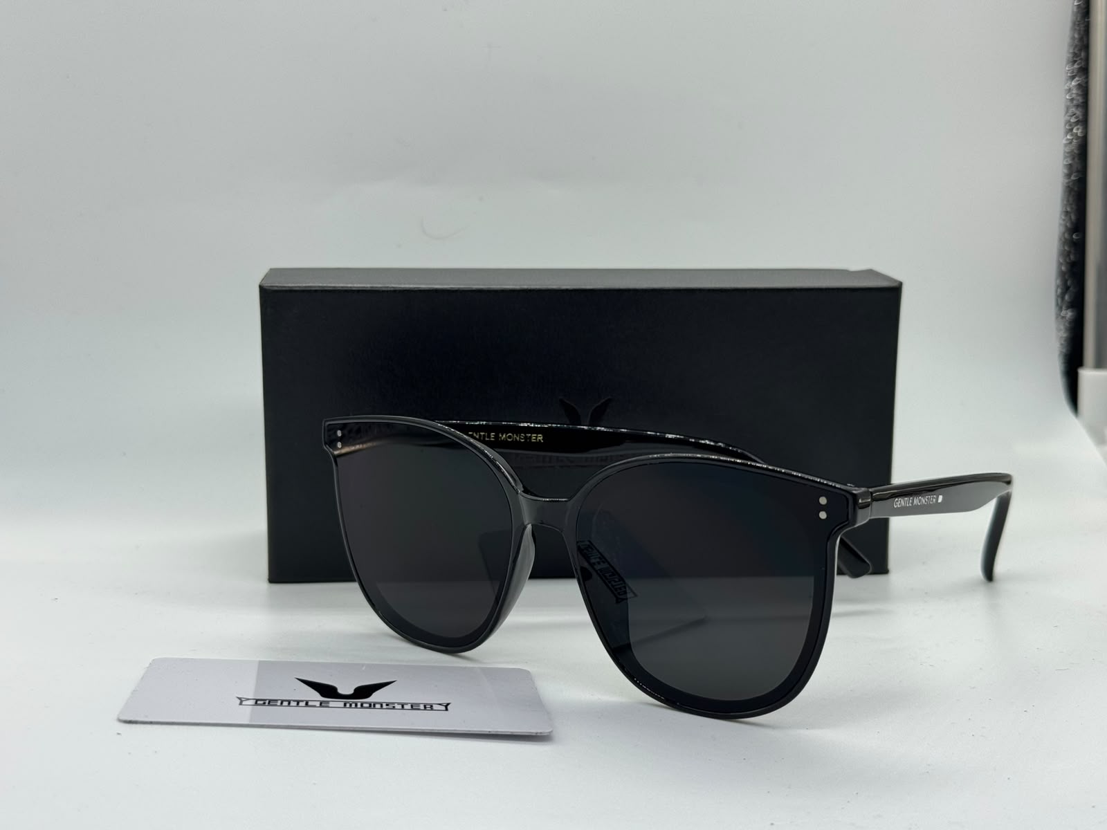 Gentle Monster - Lang 01 (Black)