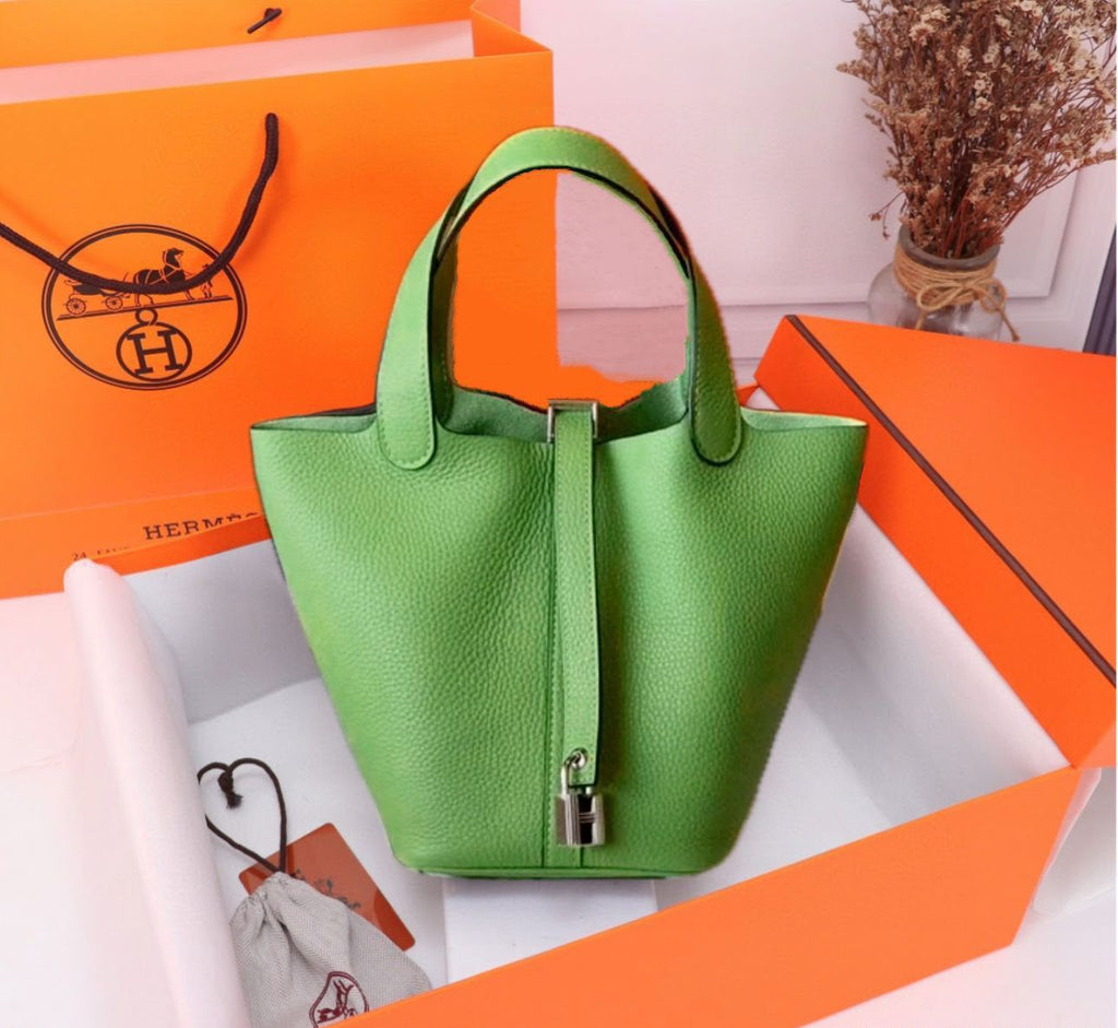 Hermès Picotin Lock Bag (Bambou Green / Vert Comics)