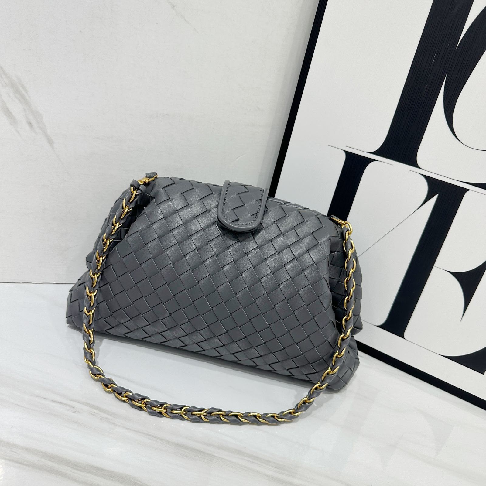 Bottega Veneta Small Intrecciato Leather Chain Shoulder Bag (Grey)