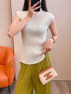 Celine Cuir Triomphe Chain Clutch (Textile and Calfskin Natural / Tan)