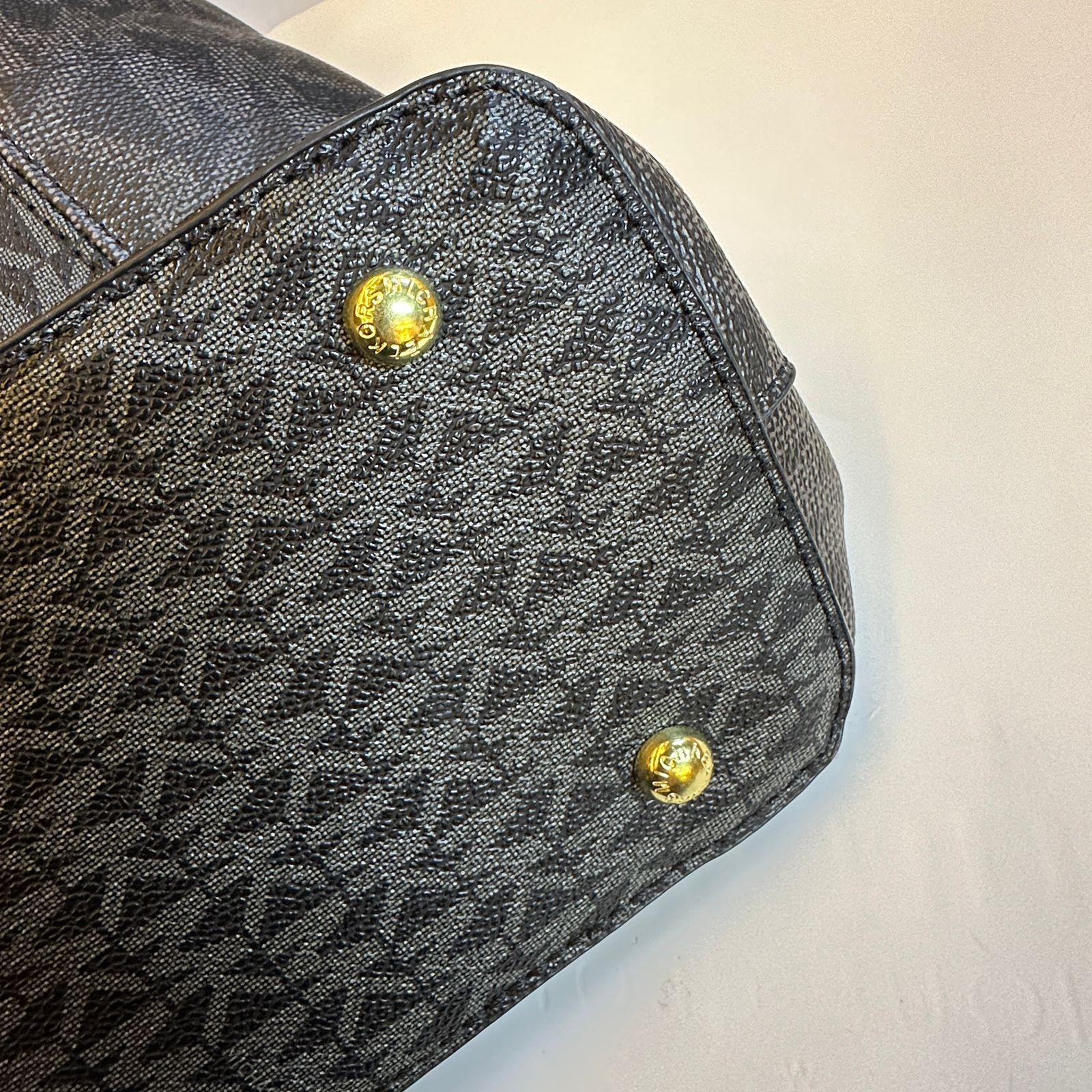 Michael Kors Signature Logo Large Hobo Bag (Black)