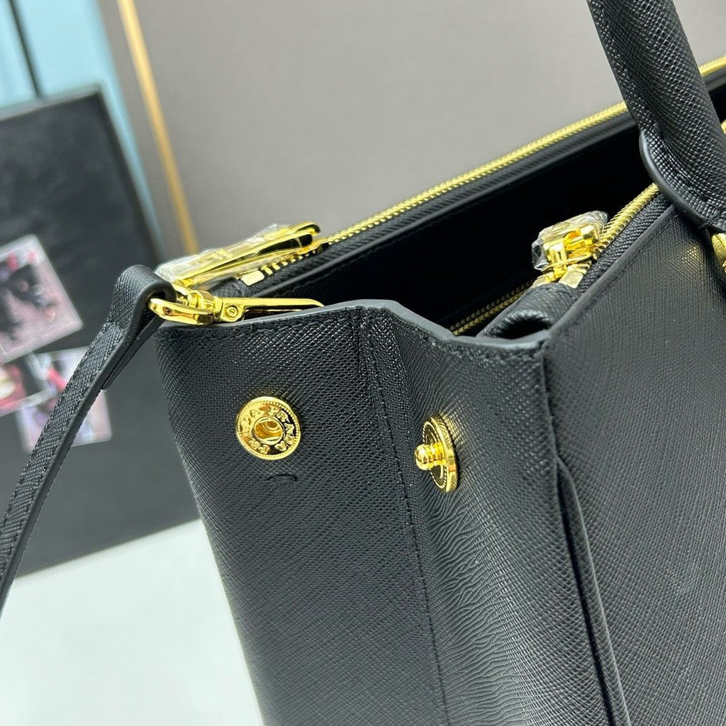 Prada Galleria Saffiano Leather Bag (Black / Nero)