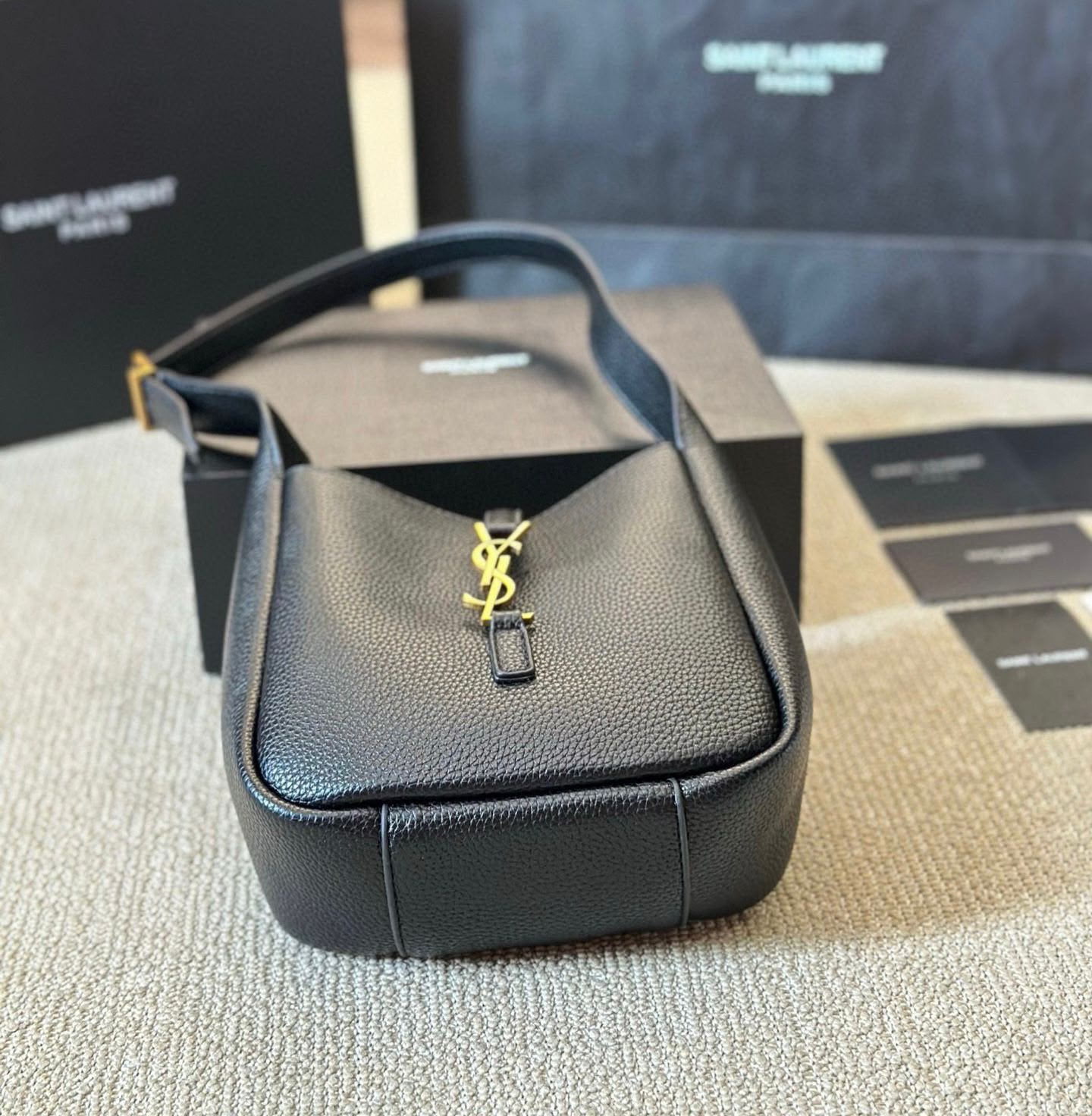 Saint LaurentToy 5 à 7 Bucket Bag (Black Grained Leather)