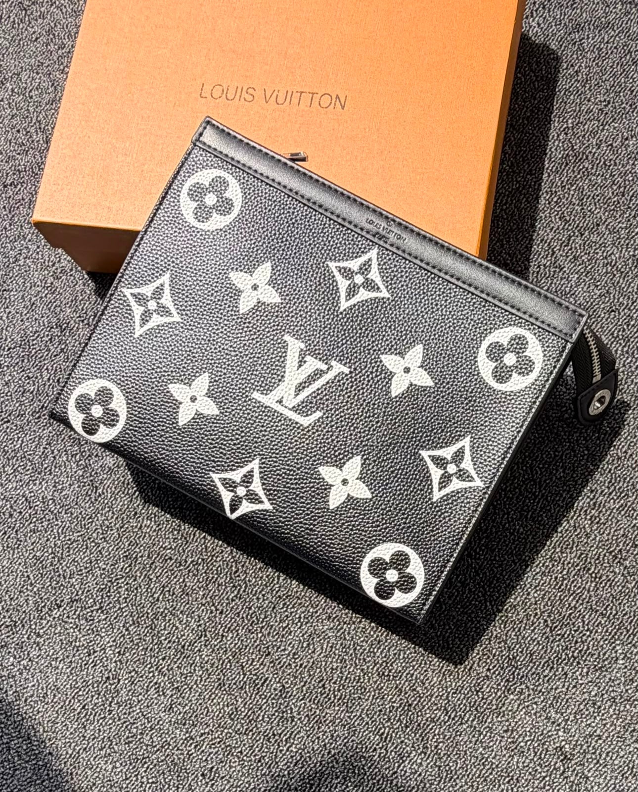 Louis Vuitton Giant Monogram Pouch Voyage (Black / White)