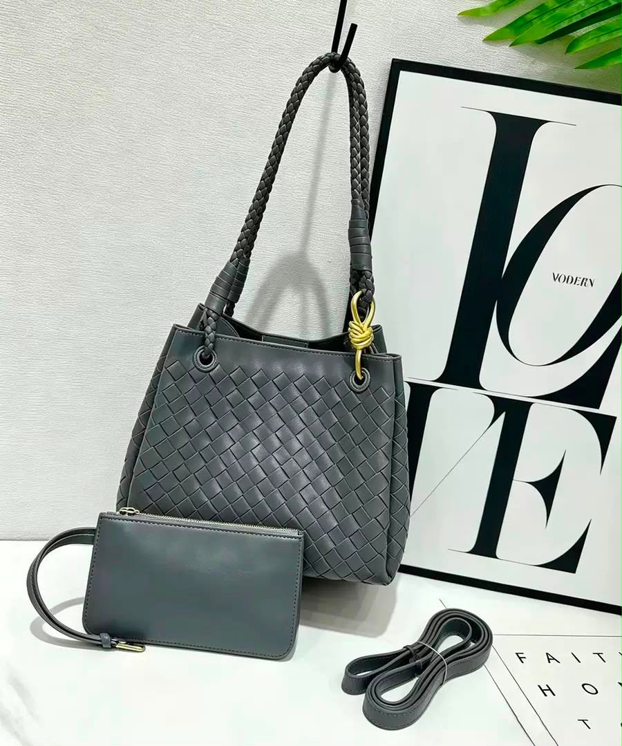 Bottega Veneta Small Andiamo Intrecciato Leather Shoulder Bag (Dark Grey / Slate)