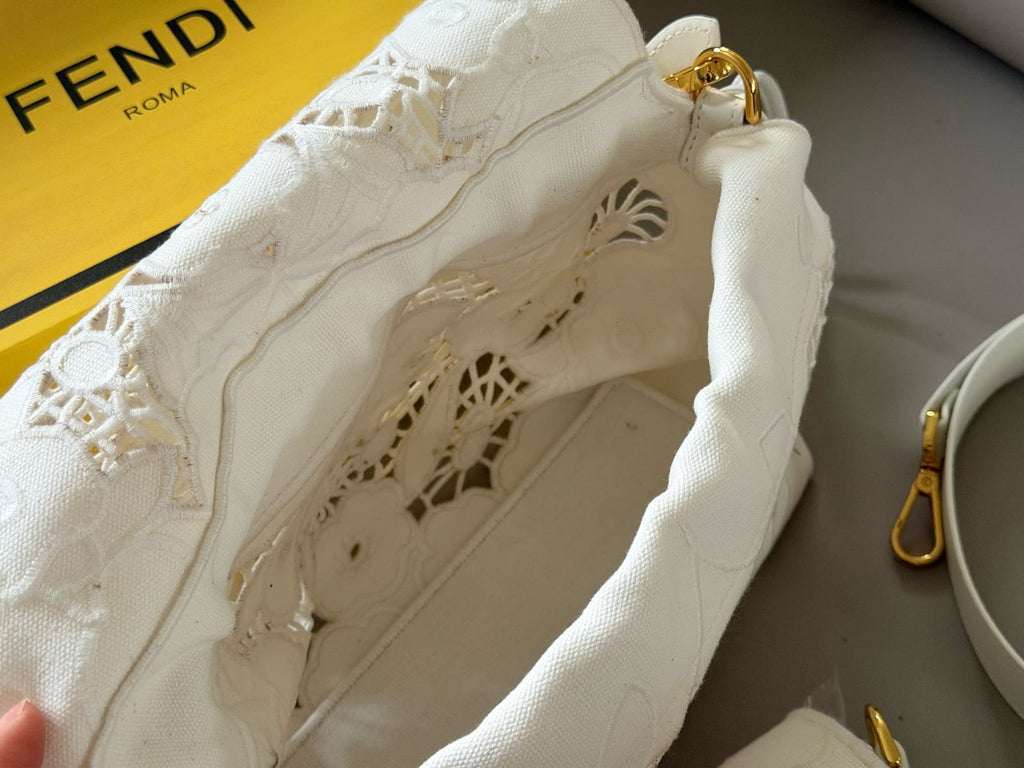 Fendi Baguette Floral Lace Embroidery Shoulder Bag (Monochrome White / Gold Hardware)