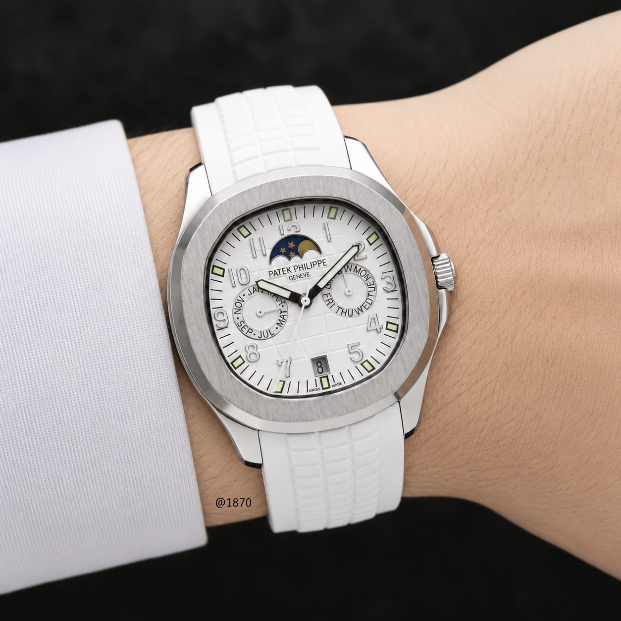 Patek Philippe Aquanaut Annual Calendar (White / Steel)