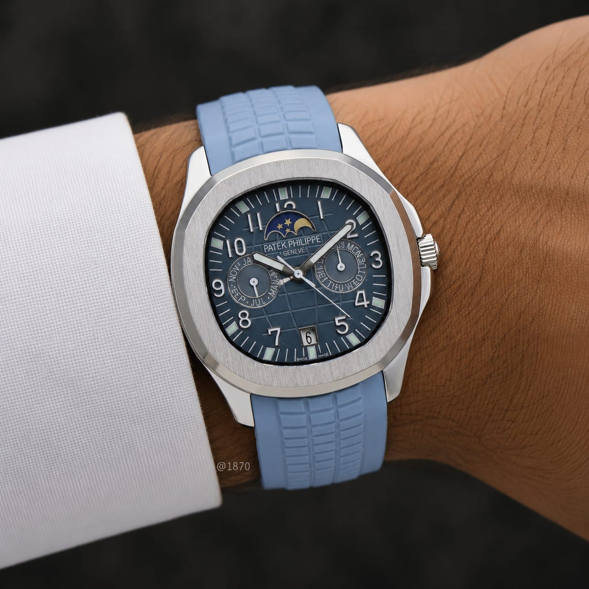Patek Philippe Aquanaut Annual Calendar (Light Blue / Steel)