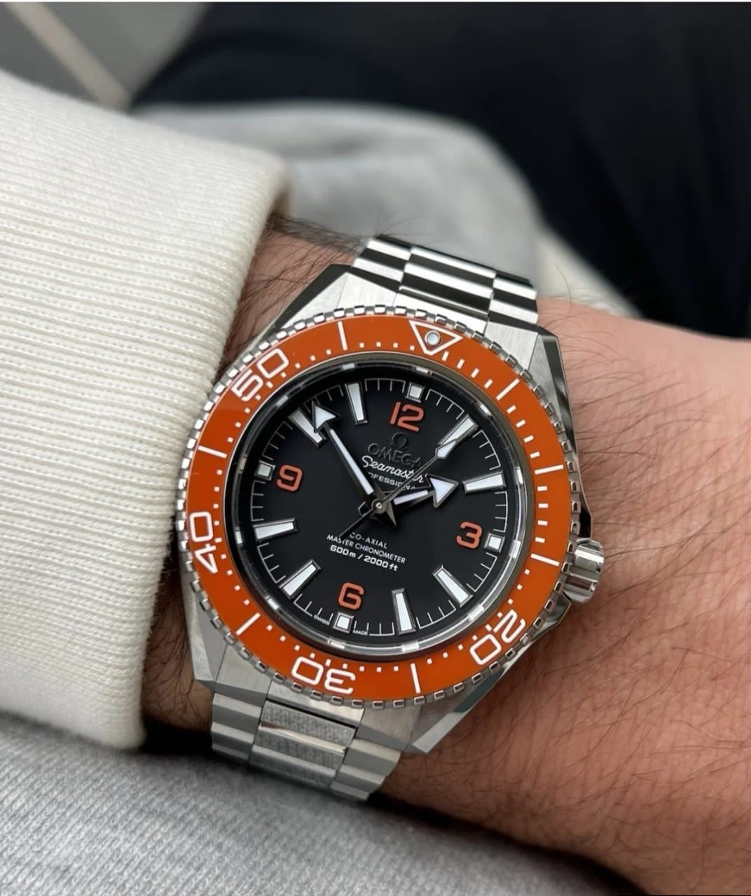Omega Seamaster Planet Ocean 600M Co-Axial Master Chronometer (Orange / Steel)