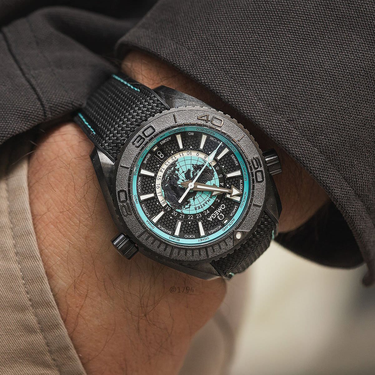 Omega Seamaster Planet Ocean 600M Worldtimer (Black / Turquoise)
