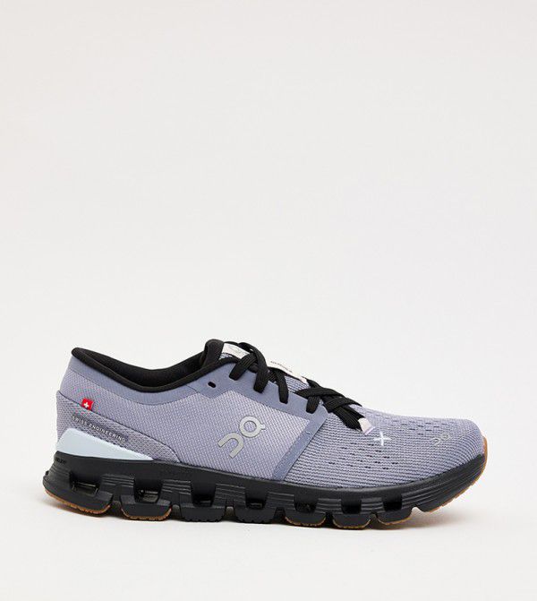 On Cloud X 4 “Feather | Black”